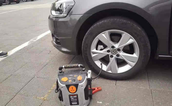 兰考汽车搭电案例